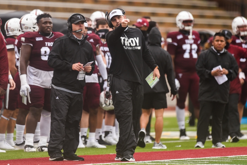 20201010 Troy FB TxSt DSC2173 Thurston
