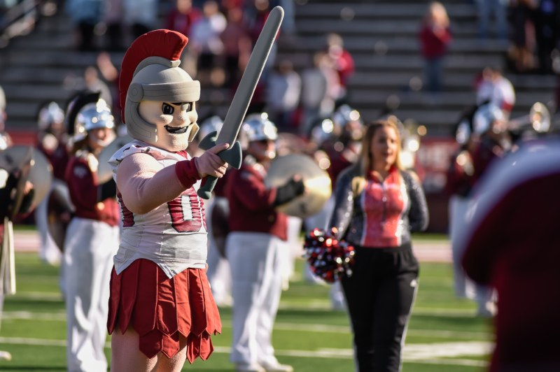 20191109 TROY FB GA DSC4270 Thurston